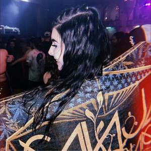 Meet your Posher, Makayla